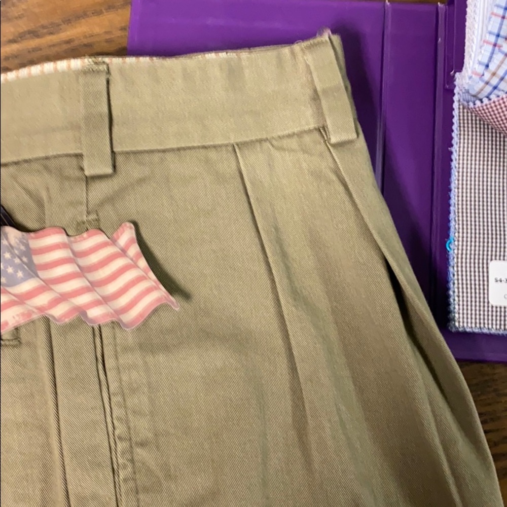 Bill’s Khakis. - Picture 2 of 3